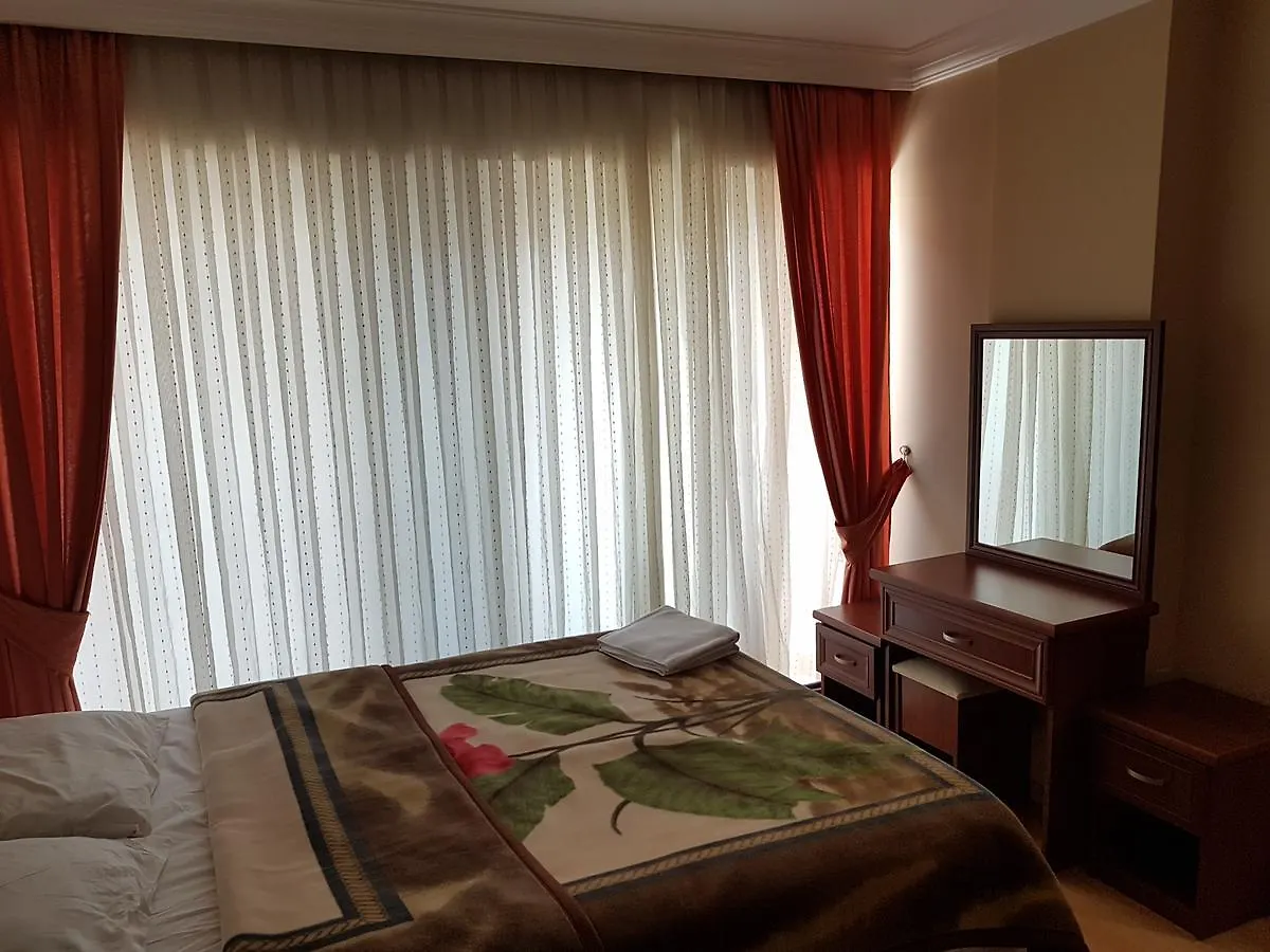 Seckin Ak Hotel Kusadasi 2*,