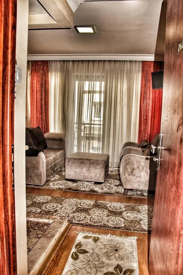 Seckin Ak Hotel Kusadasi 2*,