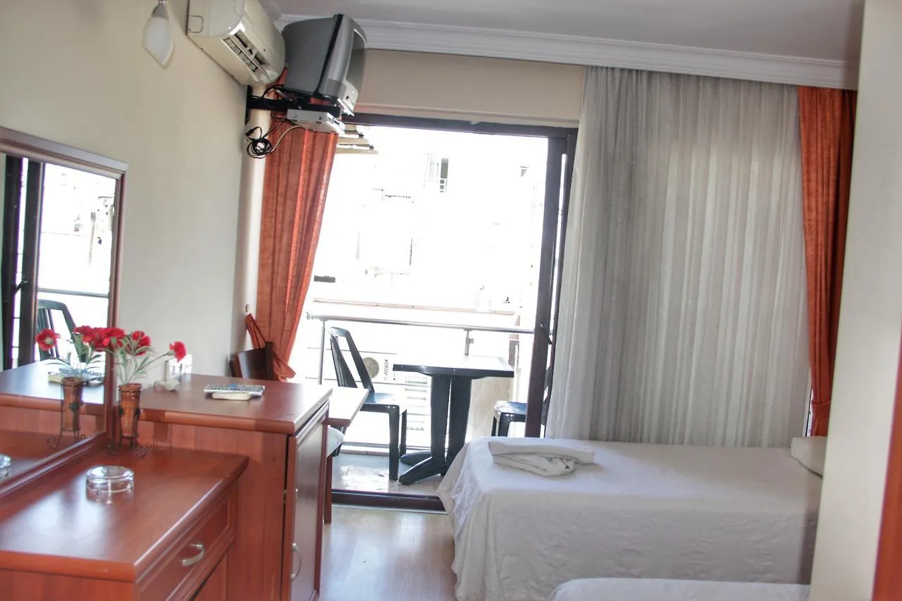 Seckin Ak Hotel Kusadasi